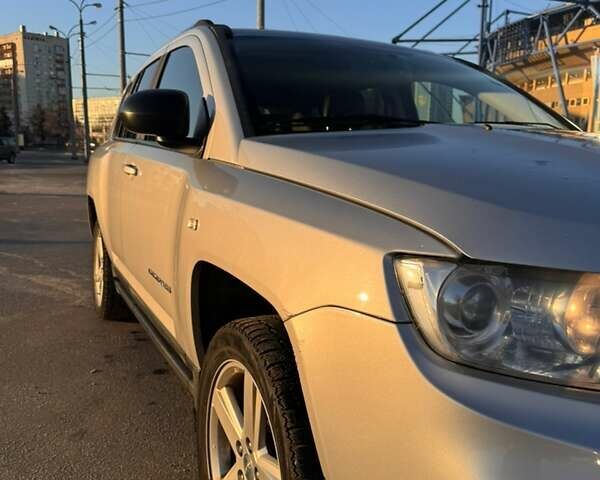 Джип Compass, об'ємом двигуна 2.14 л та пробігом 268 тис. км за 6800 $, фото 1 на Automoto.ua