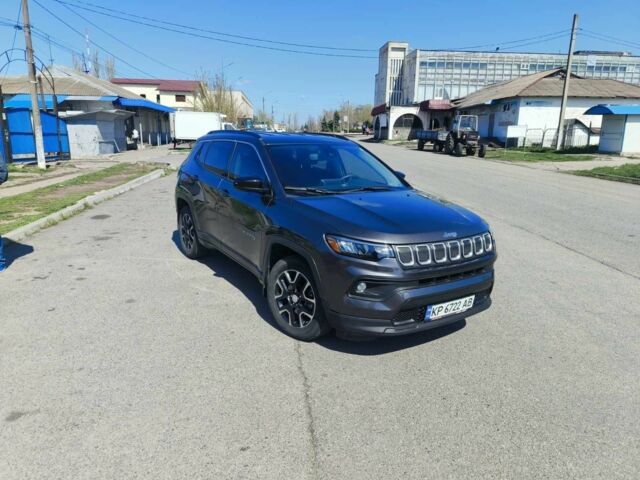 Серый Джип Компас, объемом двигателя 2.4 л и пробегом 87 тыс. км за 25700 $, фото 1 на Automoto.ua