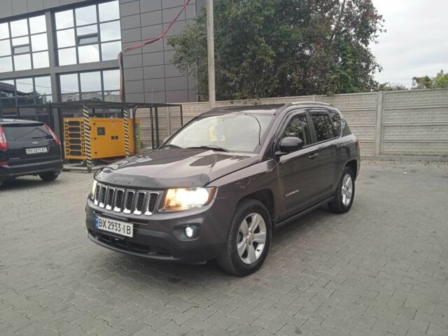 Сірий Джип Compass, об'ємом двигуна 2.4 л та пробігом 137 тис. км за 9000 $, фото 1 на Automoto.ua