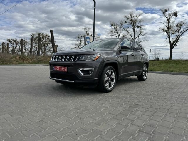 Сірий Джип Compass, об'ємом двигуна 2.4 л та пробігом 130 тис. км за 16200 $, фото 1 на Automoto.ua