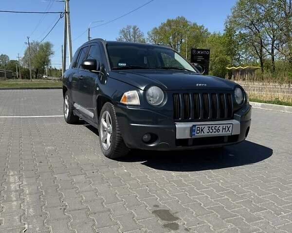 Сірий Джип Compass, об'ємом двигуна 2 л та пробігом 198 тис. км за 7700 $, фото 1 на Automoto.ua