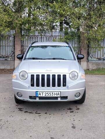 Серый Джип Компас, объемом двигателя 2.36 л и пробегом 133 тыс. км за 7888 $, фото 1 на Automoto.ua