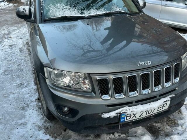 Серый Джип Компас, объемом двигателя 2.4 л и пробегом 210 тыс. км за 7950 $, фото 1 на Automoto.ua