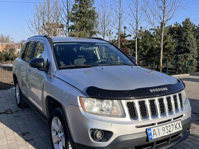 Серый Джип Компас, объемом двигателя 2.4 л и пробегом 195 тыс. км за 6750 $, фото 1 на Automoto.ua