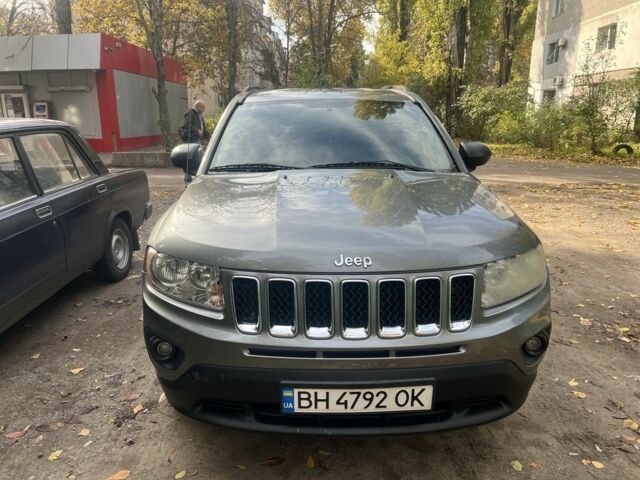 Сірий Джип Compass, об'ємом двигуна 2 л та пробігом 121 тис. км за 7800 $, фото 1 на Automoto.ua