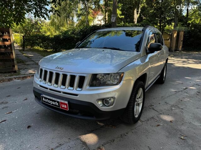 Сірий Джип Compass, об'ємом двигуна 2.4 л та пробігом 250 тис. км за 10790 $, фото 1 на Automoto.ua