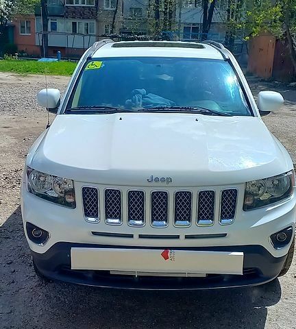 Серый Джип Компас, объемом двигателя 1.6 л и пробегом 201 тыс. км за 9500 $, фото 1 на Automoto.ua