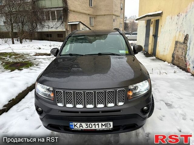 Серый Джип Компас, объемом двигателя 2.4 л и пробегом 16000 тыс. км за 11000 $, фото 1 на Automoto.ua