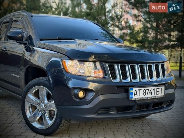 Серый Джип Компас, объемом двигателя 2.36 л и пробегом 120 тыс. км за 9300 $, фото 1 на Automoto.ua