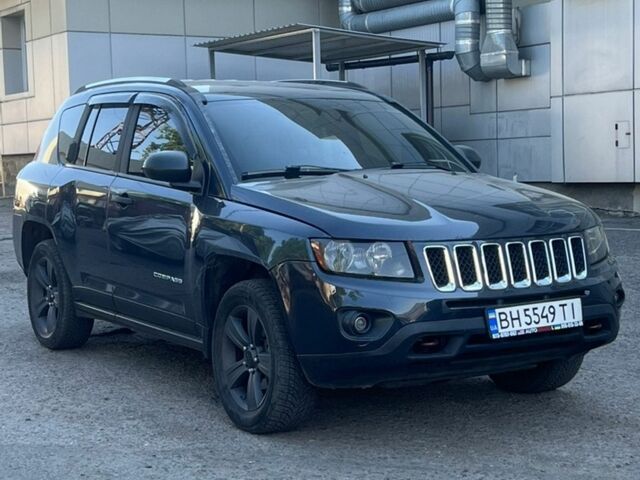 Серый Джип Компас, объемом двигателя 2.36 л и пробегом 355 тыс. км за 5999 $, фото 1 на Automoto.ua