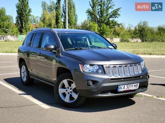 Сірий Джип Compass, об'ємом двигуна 2.36 л та пробігом 154 тис. км за 10200 $, фото 1 на Automoto.ua
