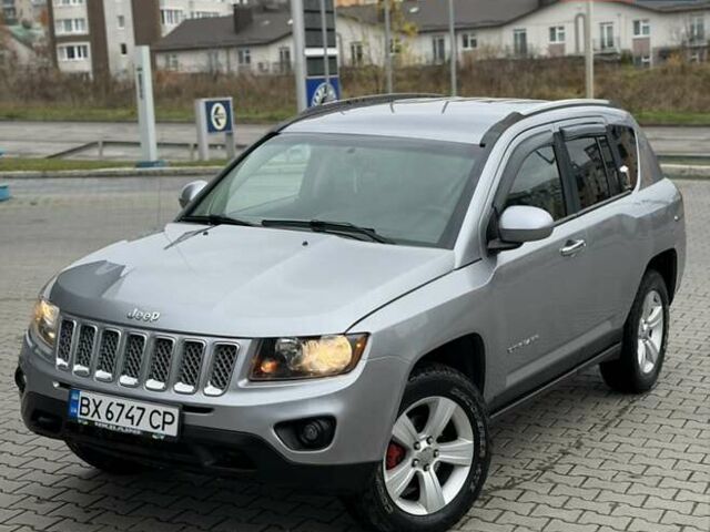 Серый Джип Компас, объемом двигателя 2.4 л и пробегом 220 тыс. км за 8650 $, фото 1 на Automoto.ua