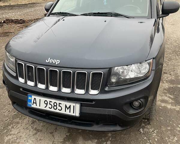 Сірий Джип Compass, об'ємом двигуна 2.4 л та пробігом 96 тис. км за 13000 $, фото 1 на Automoto.ua