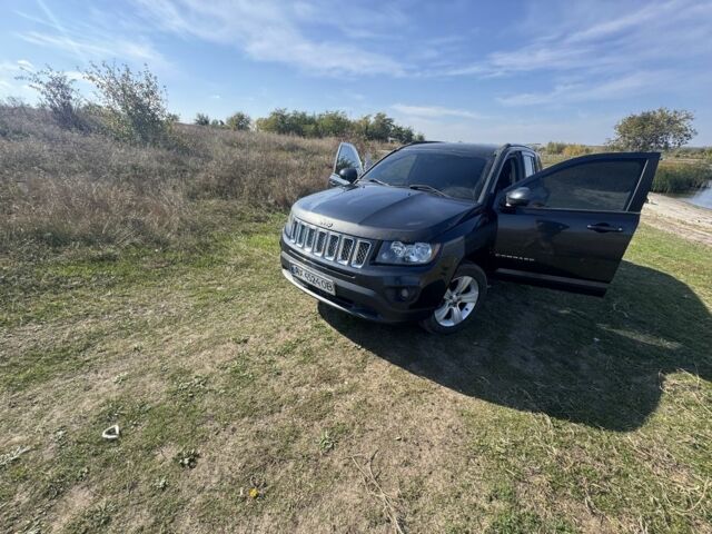Сірий Джип Compass, об'ємом двигуна 2.4 л та пробігом 240 тис. км за 4913 $, фото 1 на Automoto.ua