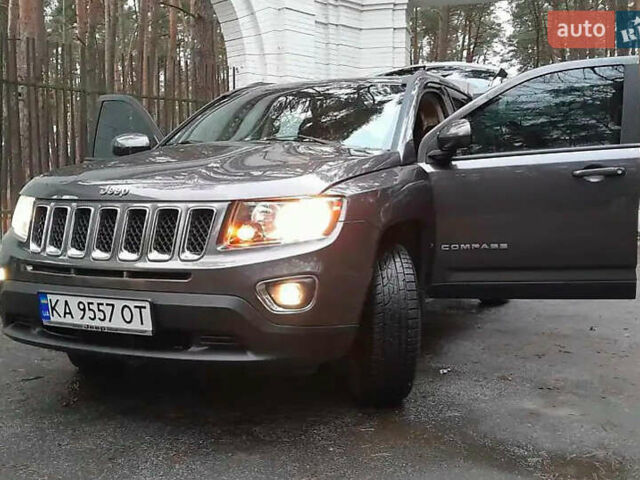 Серый Джип Компас, объемом двигателя 2.36 л и пробегом 150 тыс. км за 8500 $, фото 1 на Automoto.ua