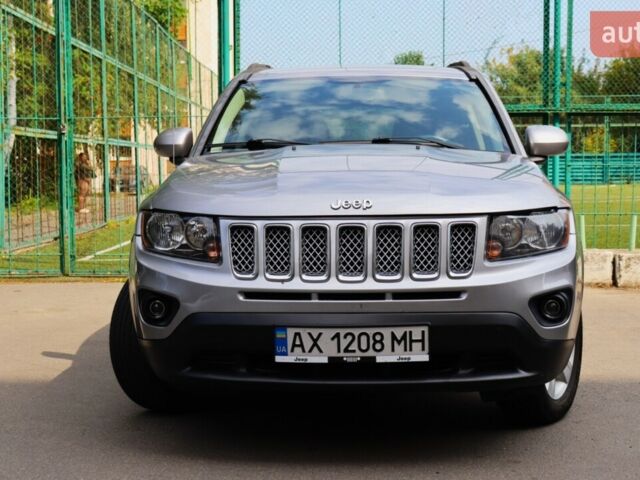 Сірий Джип Compass, об'ємом двигуна 2.36 л та пробігом 130 тис. км за 10500 $, фото 1 на Automoto.ua