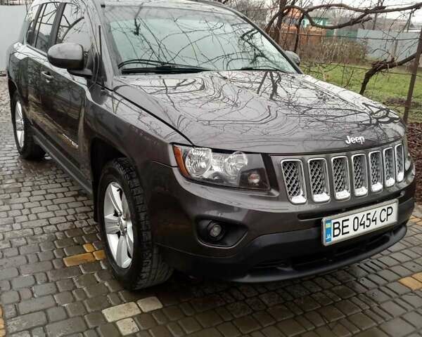 Серый Джип Компас, объемом двигателя 2.4 л и пробегом 97 тыс. км за 12000 $, фото 1 на Automoto.ua