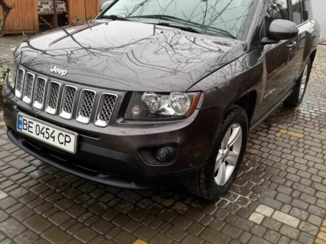 Серый Джип Компас, объемом двигателя 2.4 л и пробегом 97 тыс. км за 12000 $, фото 1 на Automoto.ua