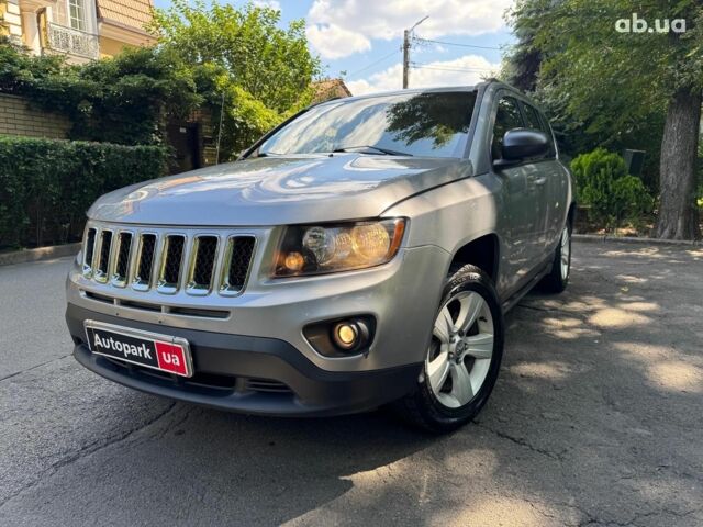 Сірий Джип Compass, об'ємом двигуна 2 л та пробігом 230 тис. км за 7790 $, фото 1 на Automoto.ua