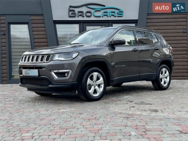 Сірий Джип Compass, об'ємом двигуна 2.4 л та пробігом 152 тис. км за 12999 $, фото 1 на Automoto.ua