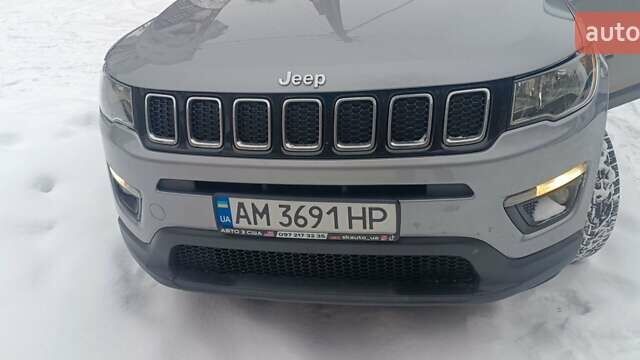 Сірий Джип Compass, об'ємом двигуна 2.36 л та пробігом 79 тис. км за 17300 $, фото 1 на Automoto.ua