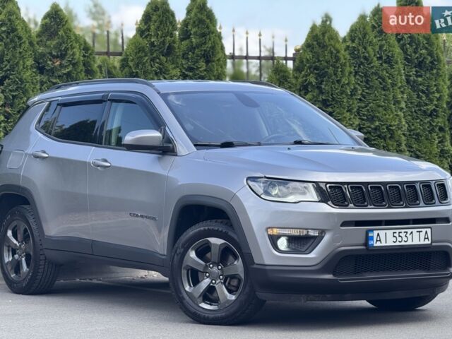 Серый Джип Компас, объемом двигателя 2.36 л и пробегом 129 тыс. км за 13500 $, фото 1 на Automoto.ua