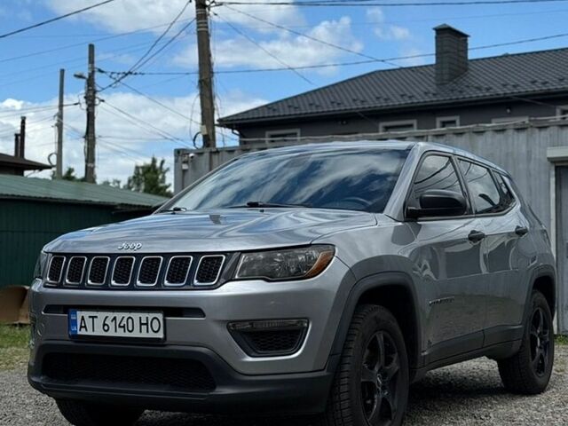 Сірий Джип Compass, об'ємом двигуна 2.36 л та пробігом 199 тис. км за 12700 $, фото 1 на Automoto.ua