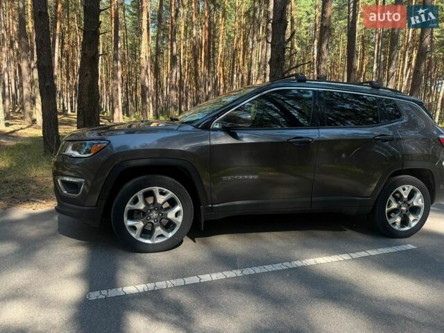 Сірий Джип Compass, об'ємом двигуна 2.36 л та пробігом 165 тис. км за 14900 $, фото 1 на Automoto.ua