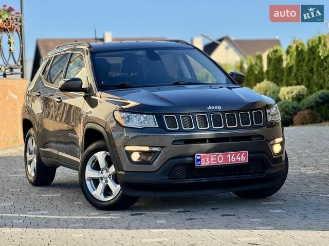 Сірий Джип Compass, об'ємом двигуна 2.4 л та пробігом 222 тис. км за 13250 $, фото 1 на Automoto.ua