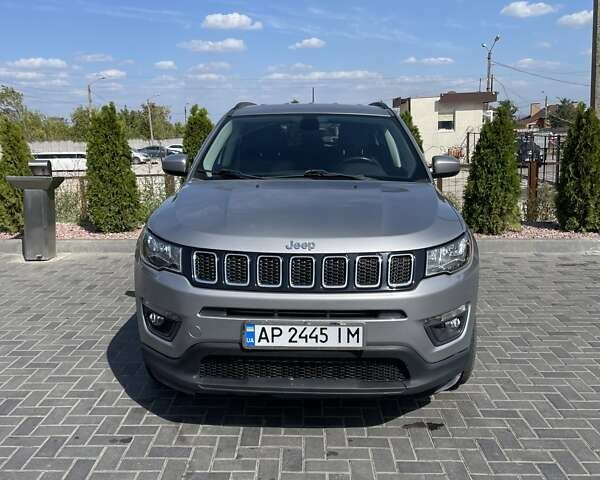 Серый Джип Компас, объемом двигателя 2.36 л и пробегом 61 тыс. км за 16000 $, фото 1 на Automoto.ua
