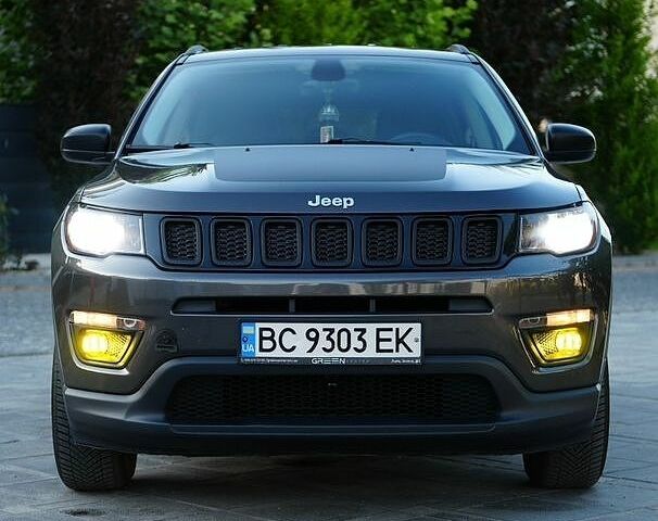 Серый Джип Компас, объемом двигателя 2.36 л и пробегом 193 тыс. км за 12700 $, фото 1 на Automoto.ua