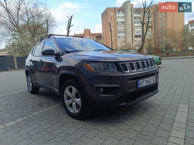 Сірий Джип Compass, об'ємом двигуна 2.36 л та пробігом 212 тис. км за 12900 $, фото 1 на Automoto.ua
