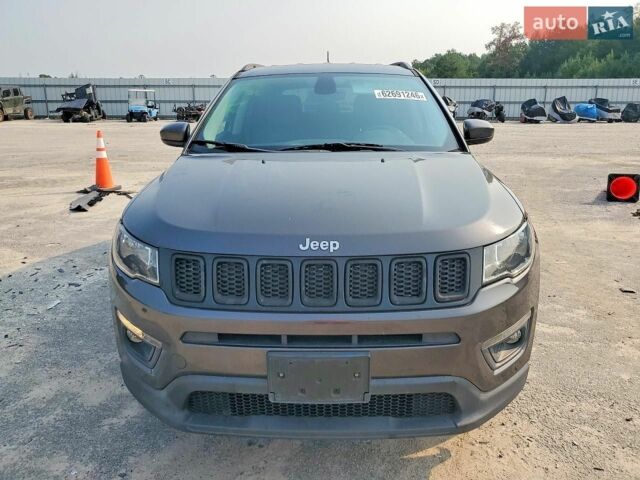 Сірий Джип Compass, об'ємом двигуна 2.4 л та пробігом 160 тис. км за 6500 $, фото 1 на Automoto.ua