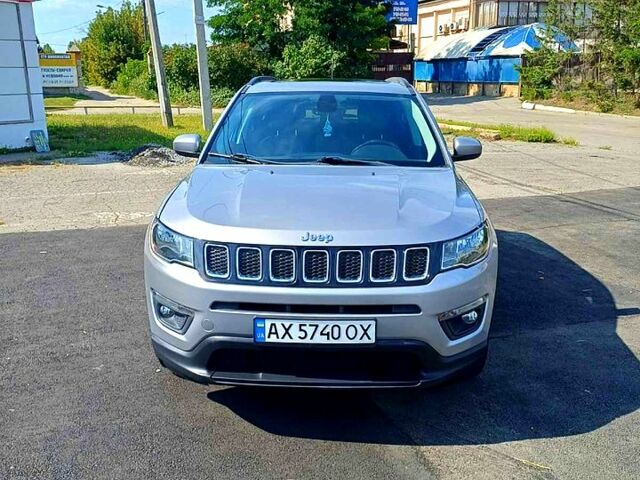 Серый Джип Компас, объемом двигателя 2.4 л и пробегом 137 тыс. км за 15500 $, фото 1 на Automoto.ua