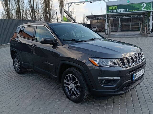 Сірий Джип Compass, об'ємом двигуна 2.4 л та пробігом 112 тис. км за 15900 $, фото 1 на Automoto.ua