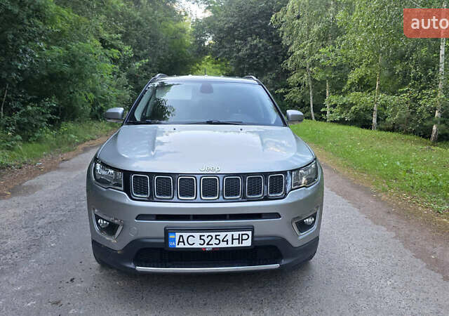 Серый Джип Компас, объемом двигателя 2.36 л и пробегом 135 тыс. км за 14700 $, фото 1 на Automoto.ua