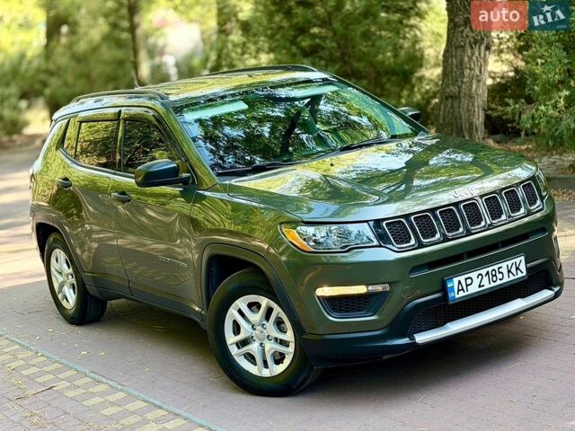 Серый Джип Компас, объемом двигателя 2.4 л и пробегом 137 тыс. км за 12950 $, фото 1 на Automoto.ua