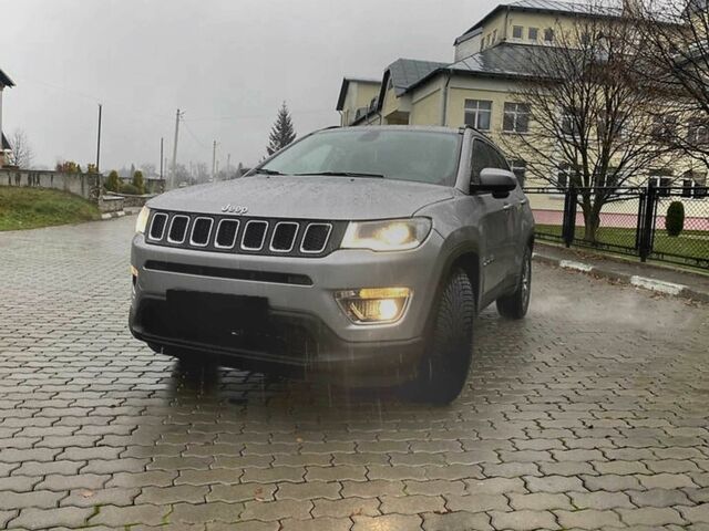 Сірий Джип Compass, об'ємом двигуна 2.4 л та пробігом 147 тис. км за 9708 $, фото 1 на Automoto.ua
