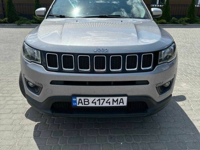 Сірий Джип Compass, об'ємом двигуна 2.4 л та пробігом 132 тис. км за 13900 $, фото 1 на Automoto.ua