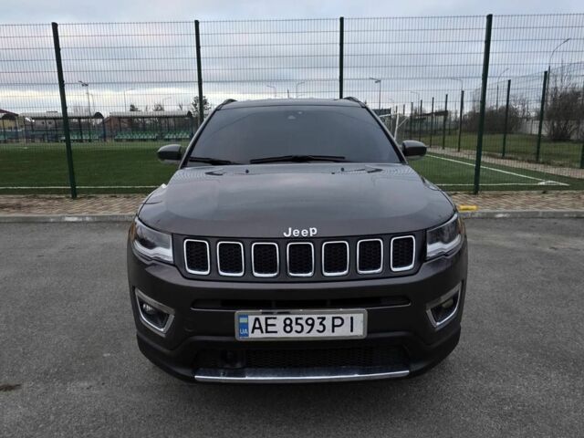 Сірий Джип Compass, об'ємом двигуна 2.4 л та пробігом 75 тис. км за 15000 $, фото 1 на Automoto.ua