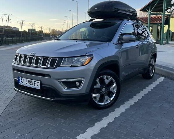 Джип Compass 2018 у Ирпене на Automoto.ua Сірий Джип Compass, об'ємом двигуна 2.4 л та пробігом 116 тис. км за 14900 $, фото 1 на Automoto.ua
