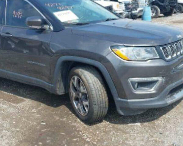Сірий Джип Compass, об'ємом двигуна 0 л та пробігом 177 тис. км за 13000 $, фото 1 на Automoto.ua