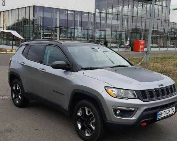 Сірий Джип Compass, об'ємом двигуна 2.4 л та пробігом 180 тис. км за 15000 $, фото 1 на Automoto.ua