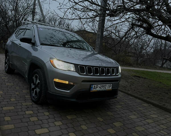 Сірий Джип Compass, об'ємом двигуна 2.36 л та пробігом 64 тис. км за 12500 $, фото 1 на Automoto.ua