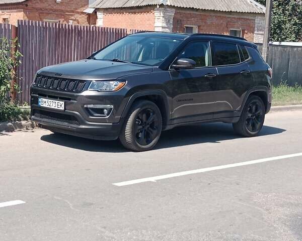 Джип Компас 2018 в Ромнах на Automoto.ua Серый Джип Компас, объемом двигателя 2.36 л и пробегом 134 тыс. км за 15800 $, фото 1 на Automoto.ua