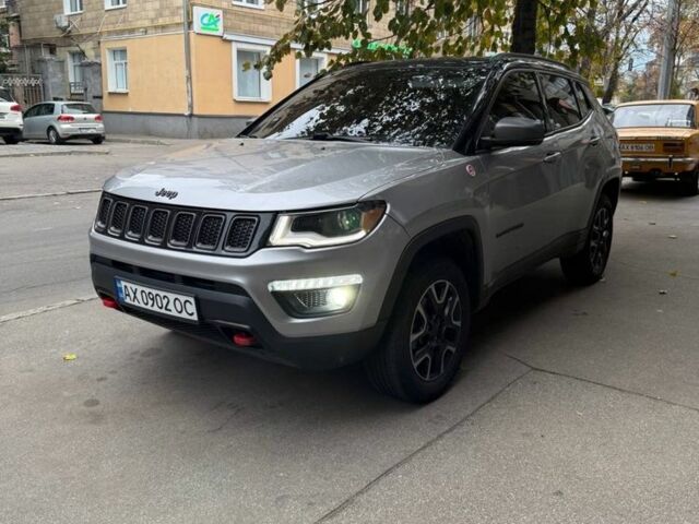 Серый Джип Компас, объемом двигателя 2.4 л и пробегом 83 тыс. км за 18900 $, фото 1 на Automoto.ua