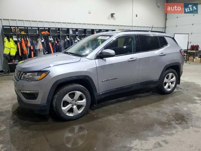 Джип Compass 2018 у Києві на Automoto.ua Сірий Джип Compass, об'ємом двигуна 2.4 л та пробігом 106 тис. км за 2600 $, фото 1 на Automoto.ua