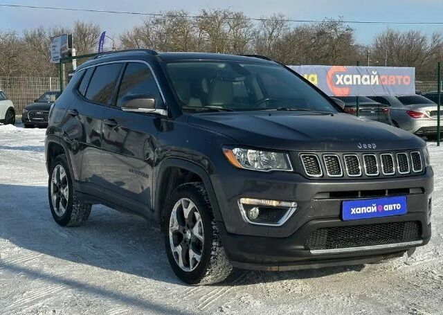 Сірий Джип Compass, об'ємом двигуна 2.4 л та пробігом 179 тис. км за 13000 $, фото 1 на Automoto.ua