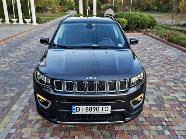 Сірий Джип Compass, об'ємом двигуна 2.4 л та пробігом 63 тис. км за 17999 $, фото 1 на Automoto.ua