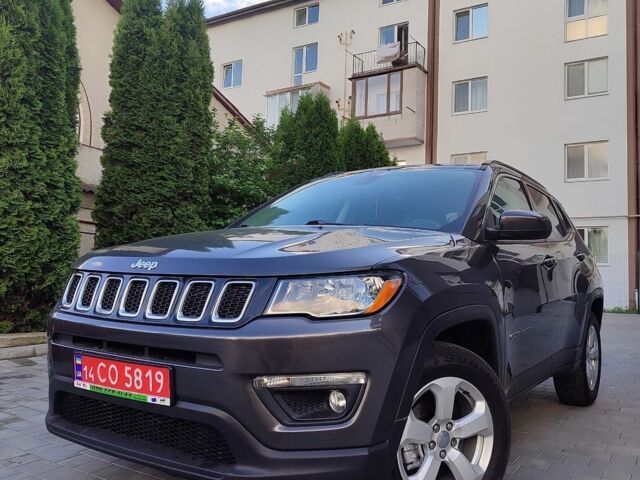 Сірий Джип Compass, об'ємом двигуна 2.4 л та пробігом 157 тис. км за 14100 $, фото 1 на Automoto.ua